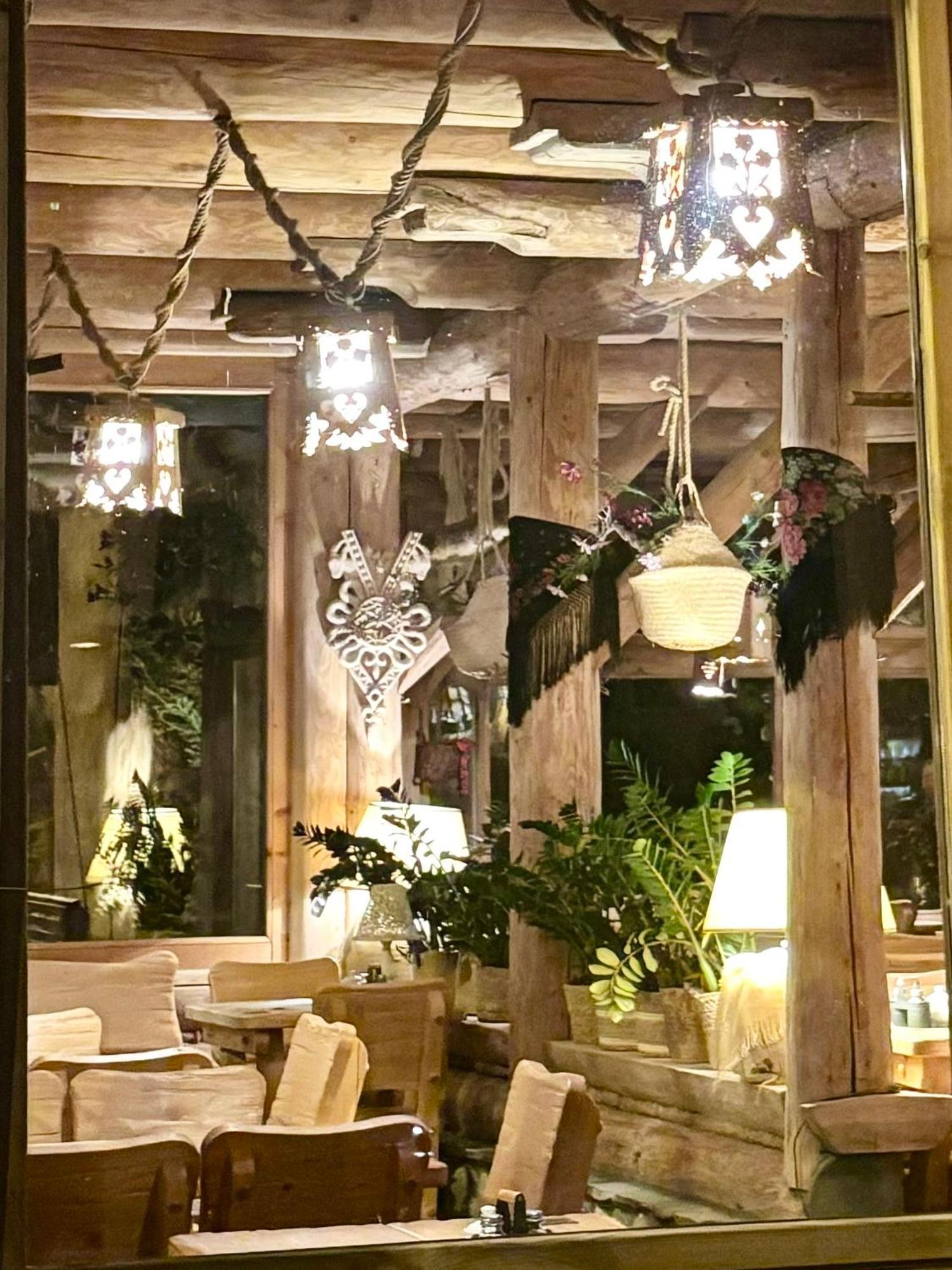 Zajazd Bialczanski Dom Wypoczynkowy Restauracja Białka Tatrzańska Kültér fotó